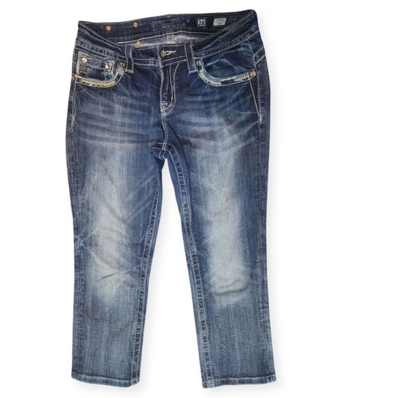 Miss Me Standard Capris 28 - Picture 2 of 8